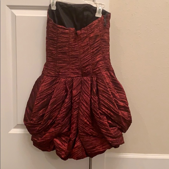 Homecoming dress💃🏻 - Picture 2 of 2